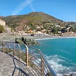 Casa Mare Montaretto 2 شقة