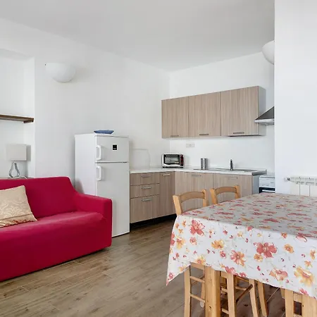 Lägenhet Casa Mare Montaretto 2 *