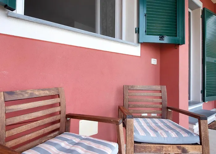 公寓 Casa Mare Montaretto 2 *