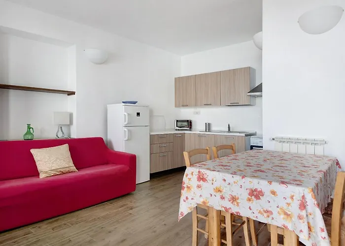 公寓 Casa Mare Montaretto 2 *