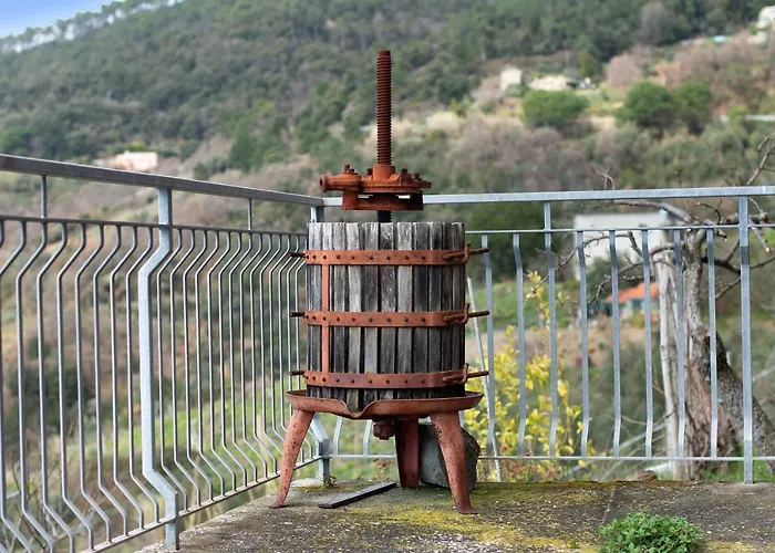 Casa Mare Montaretto 2 Апартаменты *